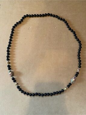 Vintage Black Onyx Gemstone & Floral
Cloisonne Bead Necklace